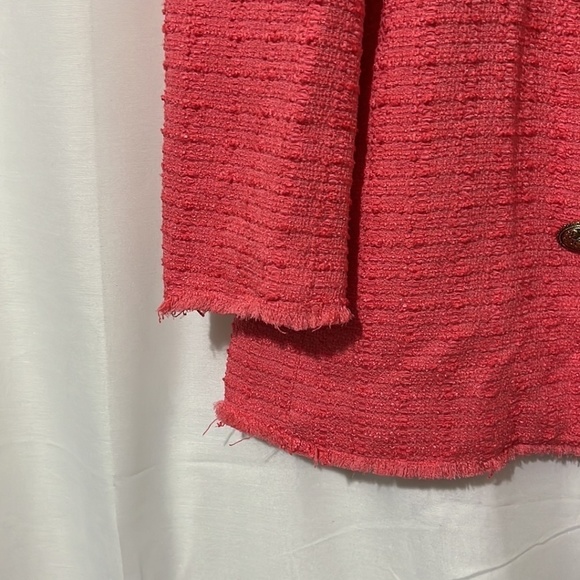 Zara Oversized Pink Blazer with Gold Toned Buttons - Picture 4 of 6